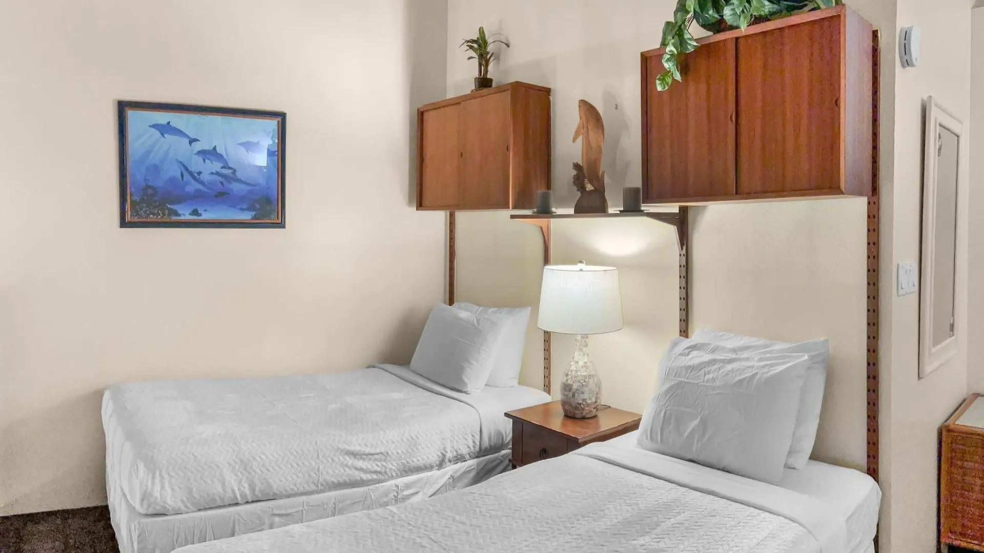 Largest 2 Bdrm, 2 Bath Plus Loft, Fully Ac Condo Kahuku