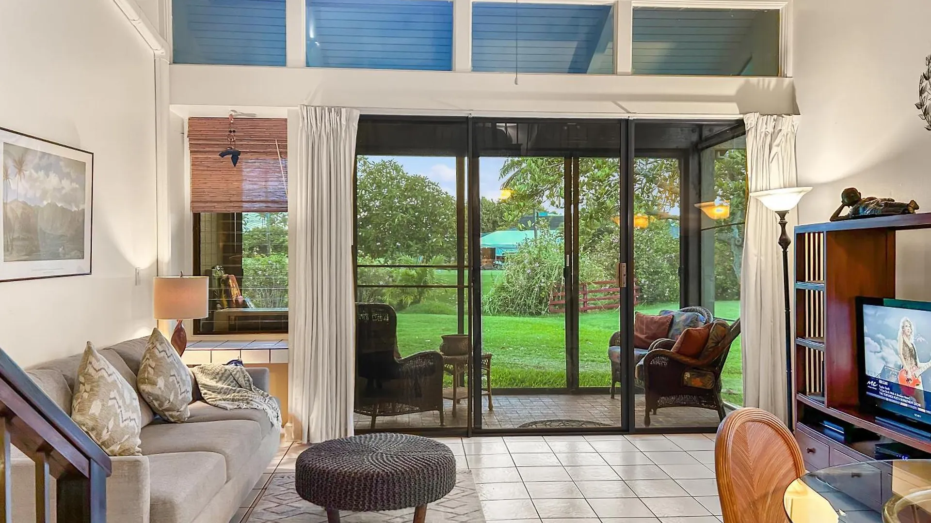 Holiday home Largest 2 Bdrm, 2 Bath Plus Loft, Fully Ac Condo Kahuku United States
