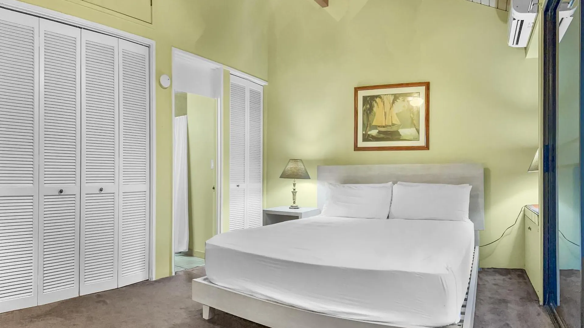 Holiday home Largest 2 Bdrm, 2 Bath Plus Loft, Fully Ac Condo Kahuku